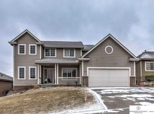 17234 Musket St, Omaha, NE 68136