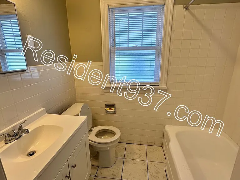 1659 Hearthstone Dr — Photo 7