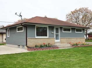 5351 N 87th St, Milwaukee, WI 53225