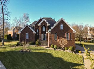 3605 Huntridge Pl, Louisville, KY 40245