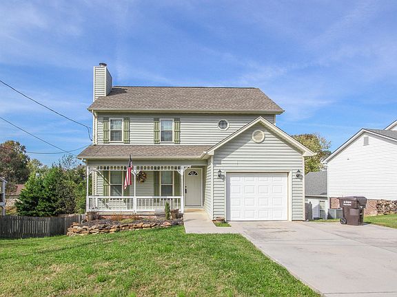 2nd image of 609 Blackburn Dr