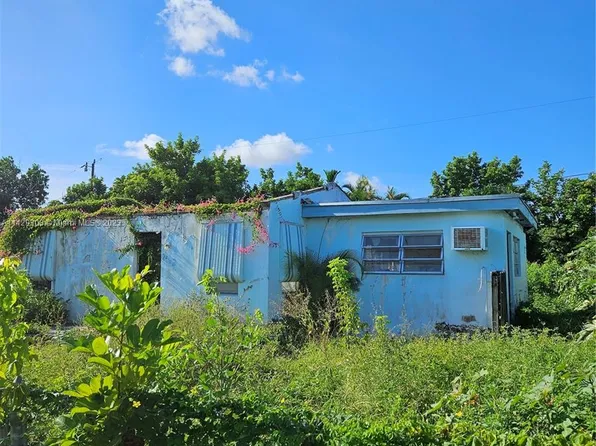 2126 Plunkett St, Hollywood, FL 33020