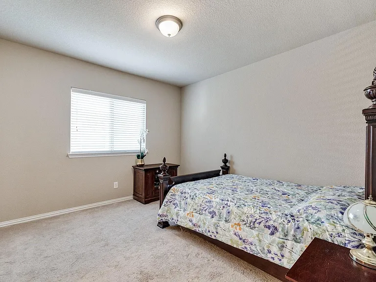 7148 Chelsea Dr — Photo 24