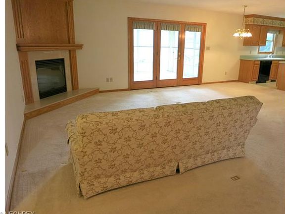 3rd image of 231 Park Place Dr