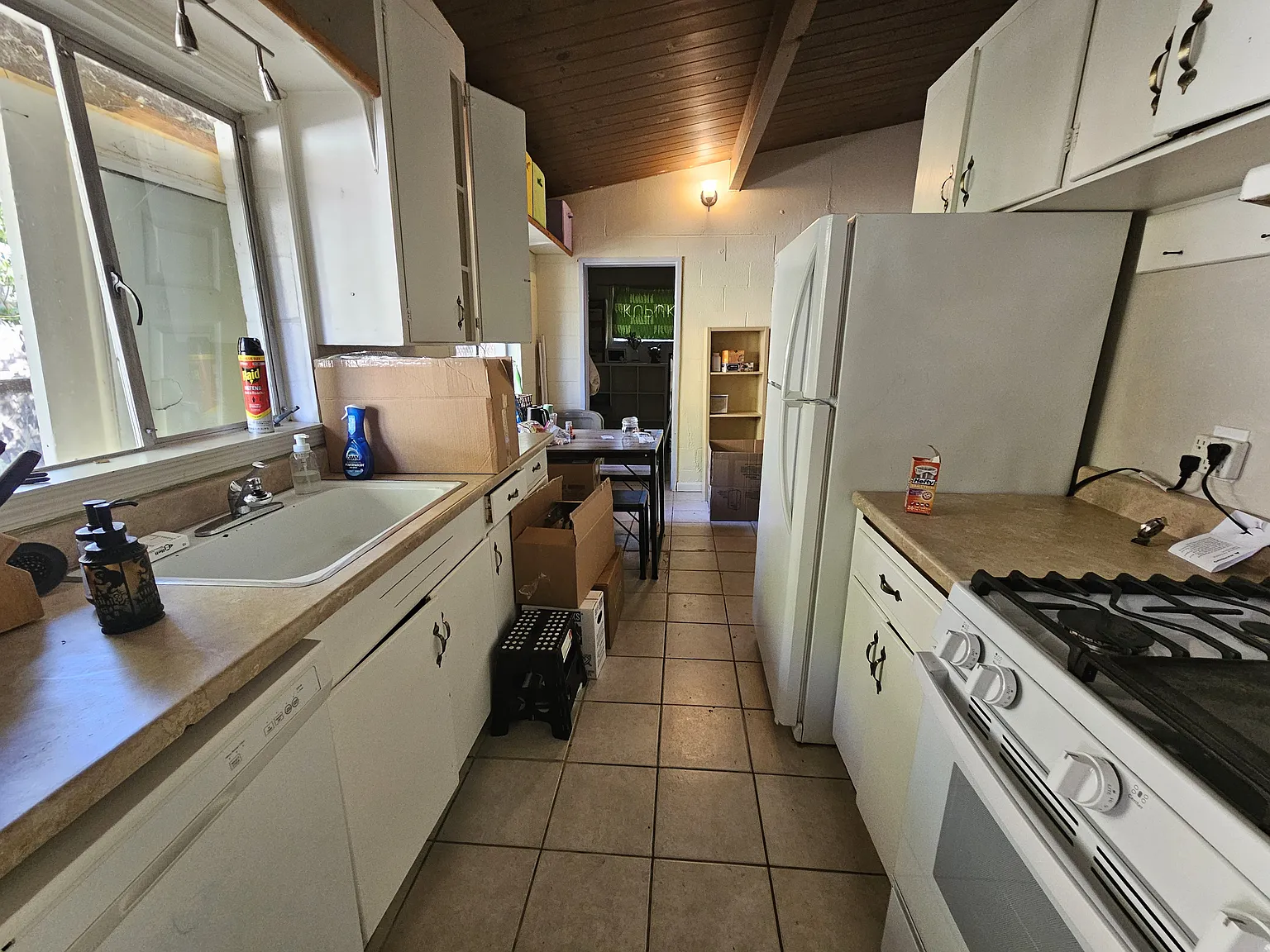 1 bed, 705 sqft, $1,775 — Photo 3