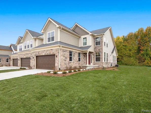 3255 Brackley Dr, Ann Arbor, MI 48105