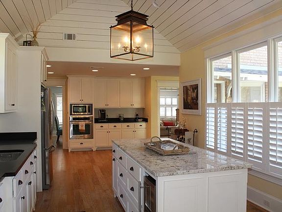 5th image of 106 Mackqueen Dr