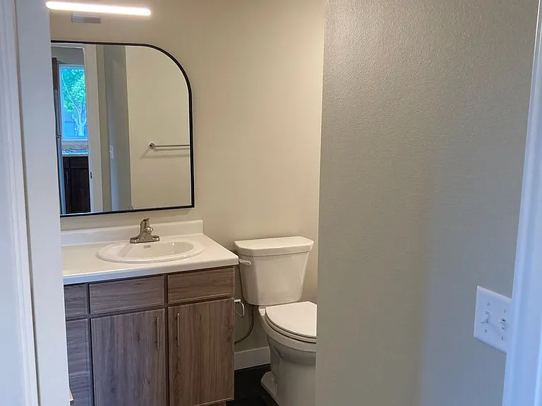 2606 Apache Court Suites 101 4 #201-301 — Photo 45