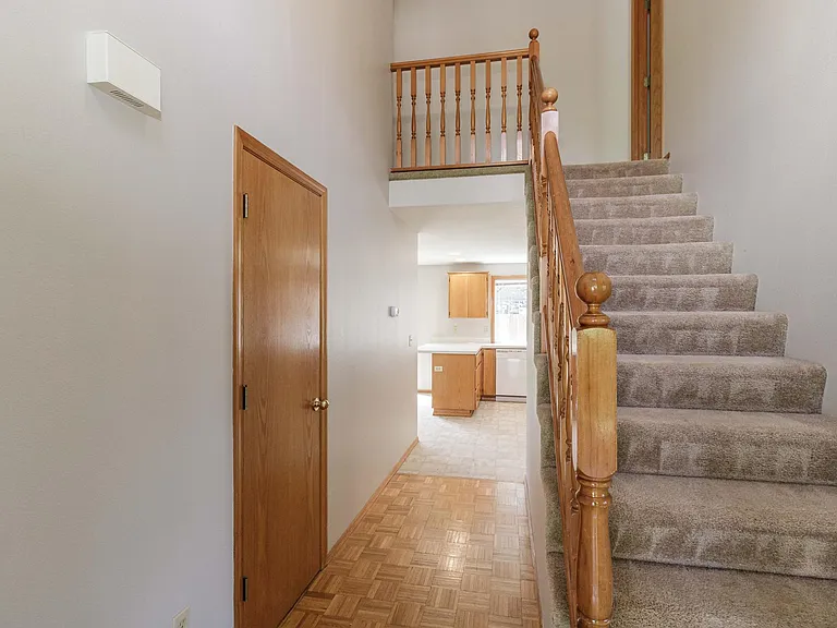 15709 NE 12th Way — Photo 5
