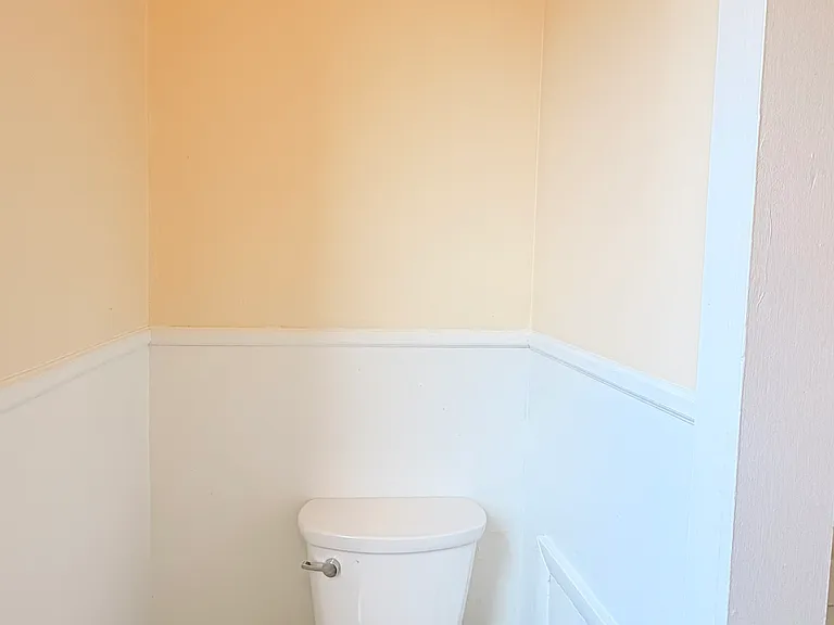 111 College St #4C — Photo 32