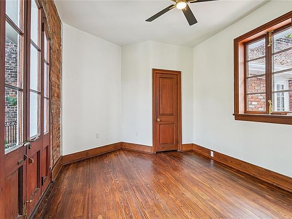 4th image of 1002 Esplanade Ave #202