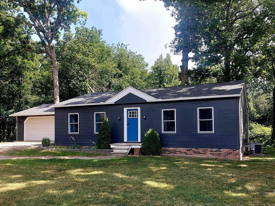 1st image of 2350 Woodlawn Ln