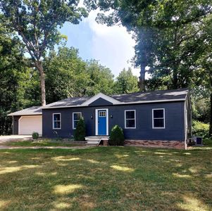 2350 Woodlawn Ln, Adrian, MI, 49221