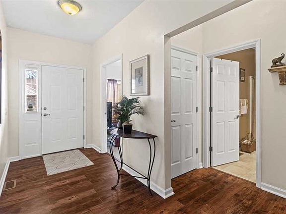 2nd image of 4083 Dombard Ln