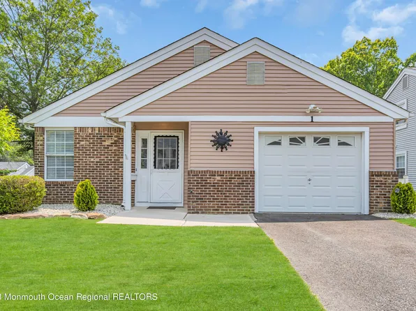 1 Dove Tree Court, Barnegat, NJ 08005