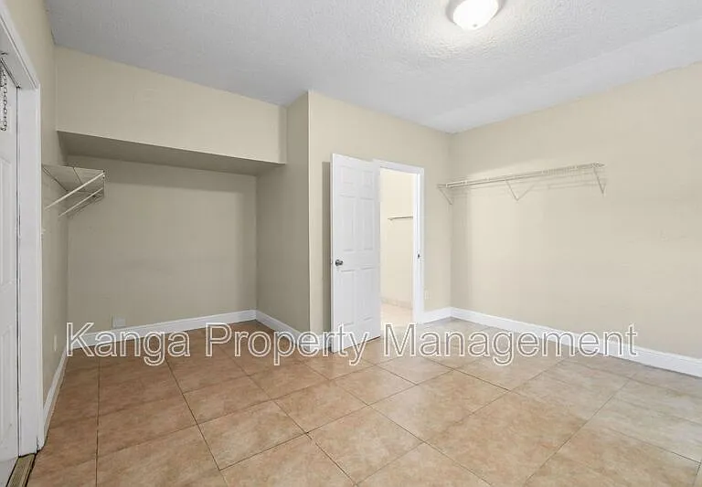 3721 Henry Ave #B — Photo 15
