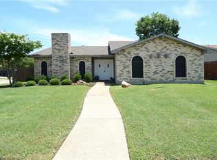 3444 Livingston Ln, Carrollton, TX 75007