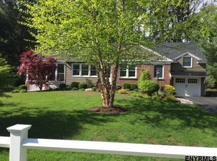 4 Clover Ln, Loudonville, NY 12211