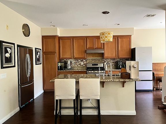5th image of 25429 Huxley Dr