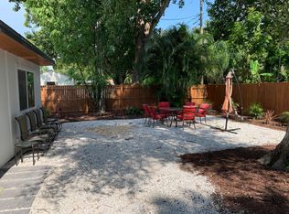 2204 Outer Dr, Sarasota, FL 34231