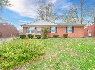 2131 Graham Ln E, Owensboro, KY 42303