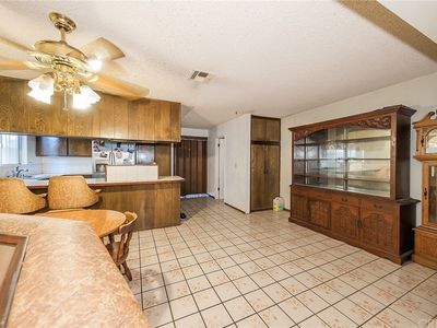 135 E Eldridge St, Long Beach, CA, 90807