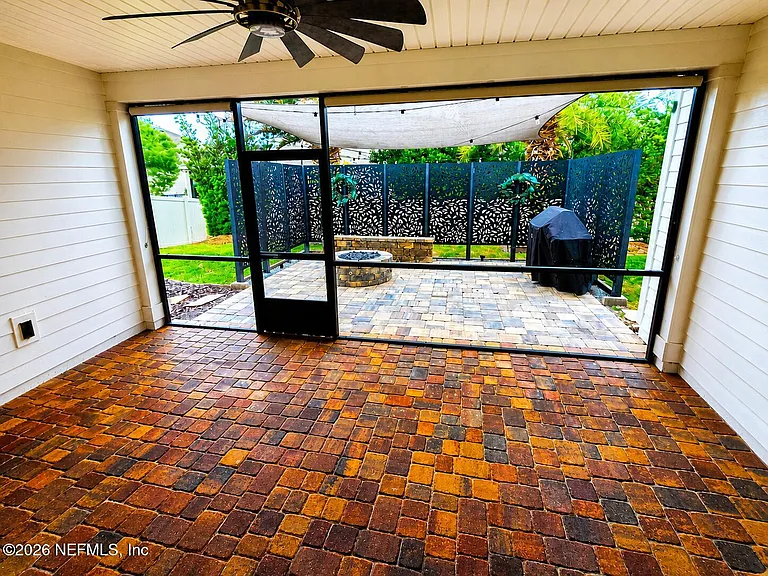 2883 Las Calinas Blvd — Photo 4