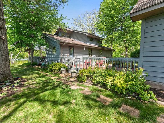 4th image of 1110 White Pine Dr