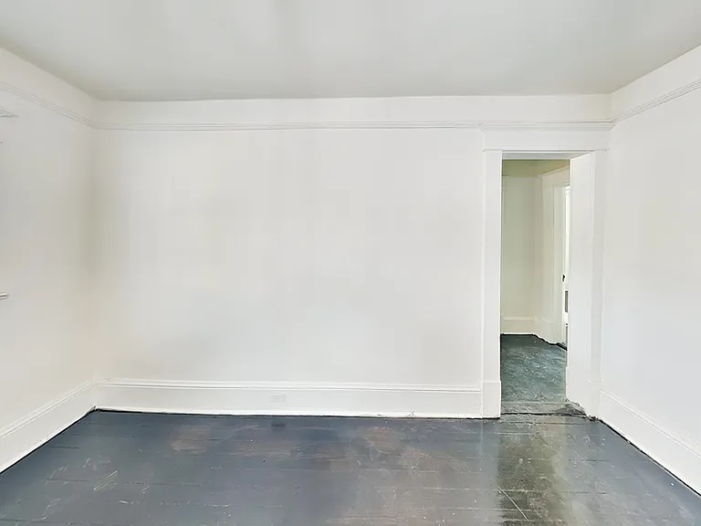 12 S Eugenia Pl NW — Photo 7