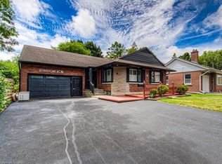 271 Bedford Rd, Kitchener, ON N2G3A7