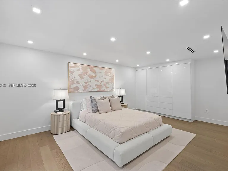 257 N Coconut Ln — Photo 26