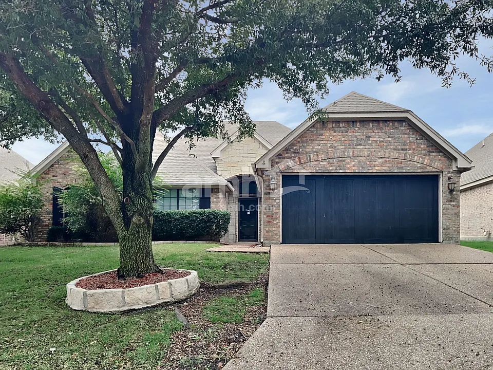 429 Spyglass Dr