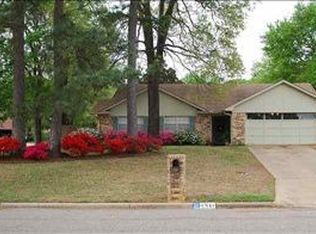 1200 Ashbourne Ln, Longview, TX 75605