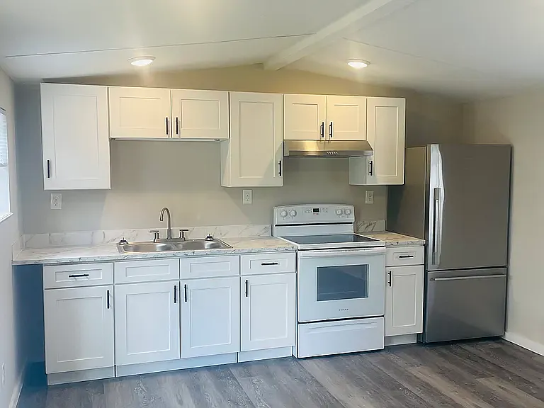 4908 Durant Rd — Photo 3