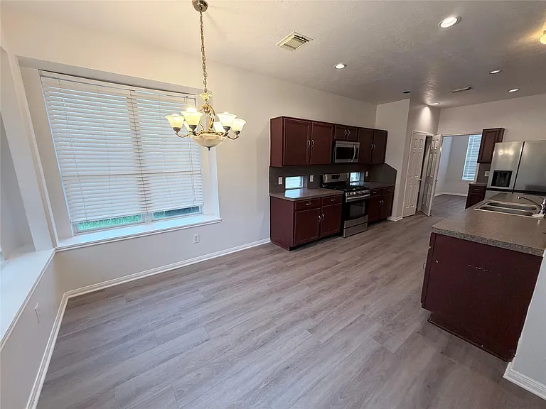 17407 S Sienna Cove Ln — Photo 35