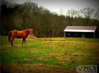 861 N Corinth Rd, Portland, TN 37148