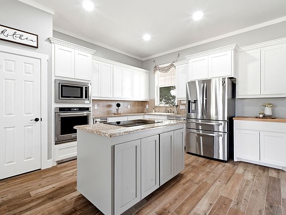 3rd image of 5480 New Hope Rd