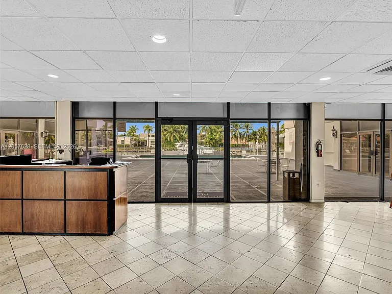 10000 W Bay Harbor Dr #201 — Photo 37