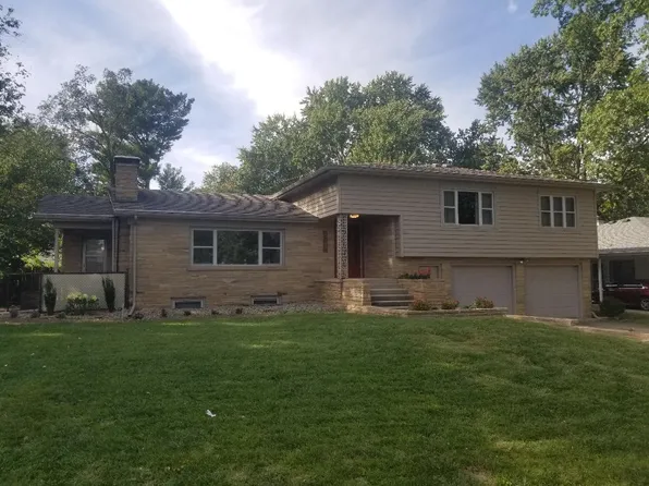 1707 Park Haven Dr, Champaign, IL 61820