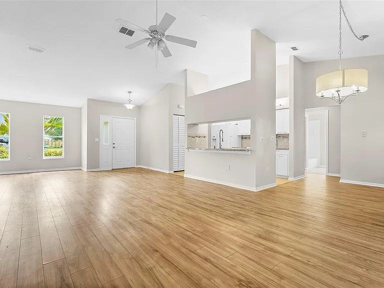 7710 33rd Ln E — Photo 10