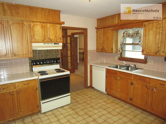 2nd image of 5001 Osage Ave
