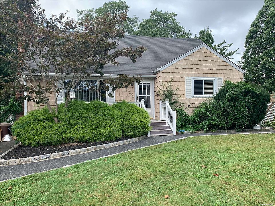 1st image of 140 Nassau Ave