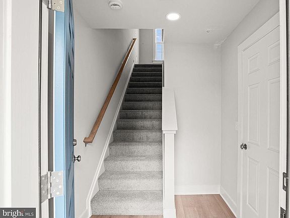 4th image of 4112 Leroy Dr