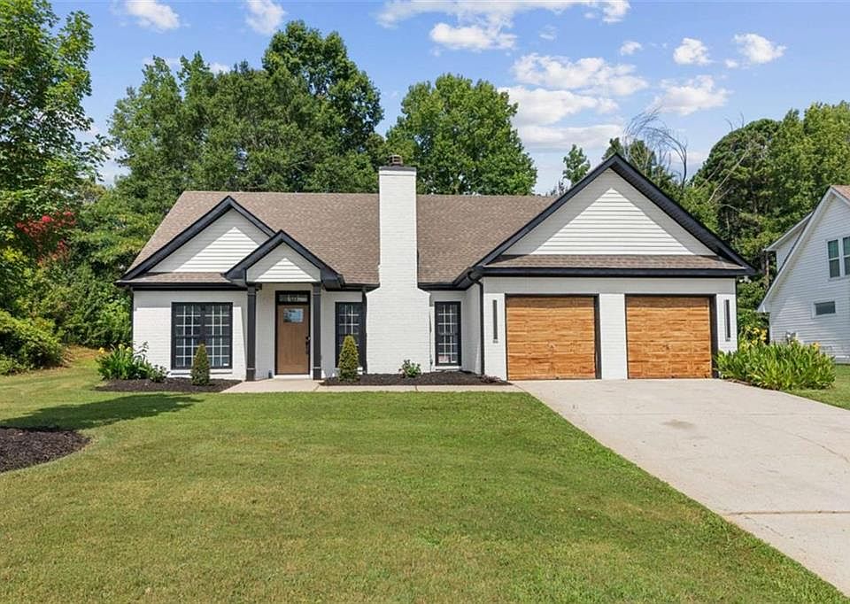 1st image of 11203 Knotty Pine Pl