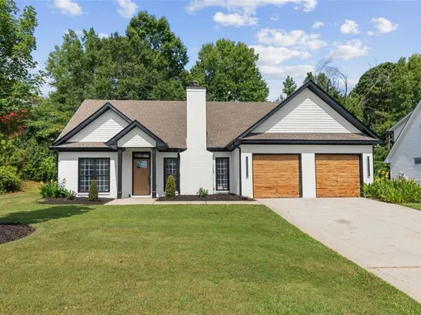 11203 Knotty Pine Pl, Hampton, GA 30228