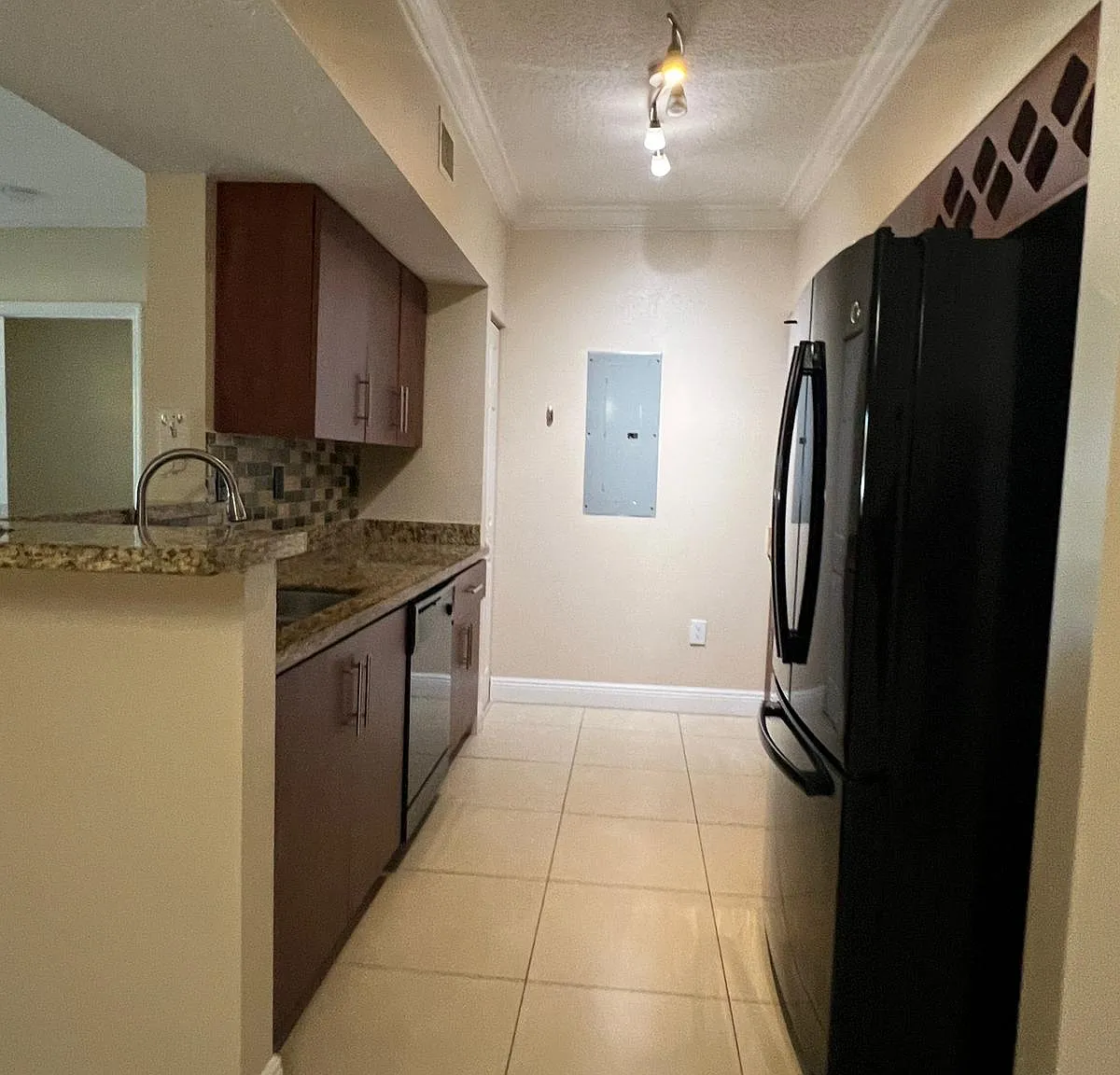 231 Southwest 116th Avenue #19-105 - 1 — Photo 3
