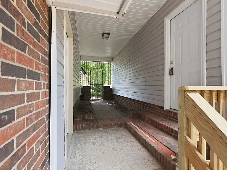 1902 Paisley Ave — Photo 31