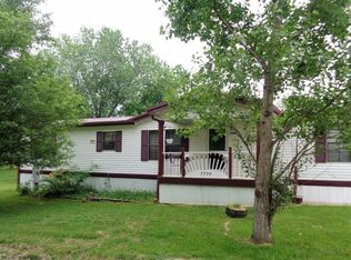 7700 Lange Dr, Cedar Hill, MO 63016