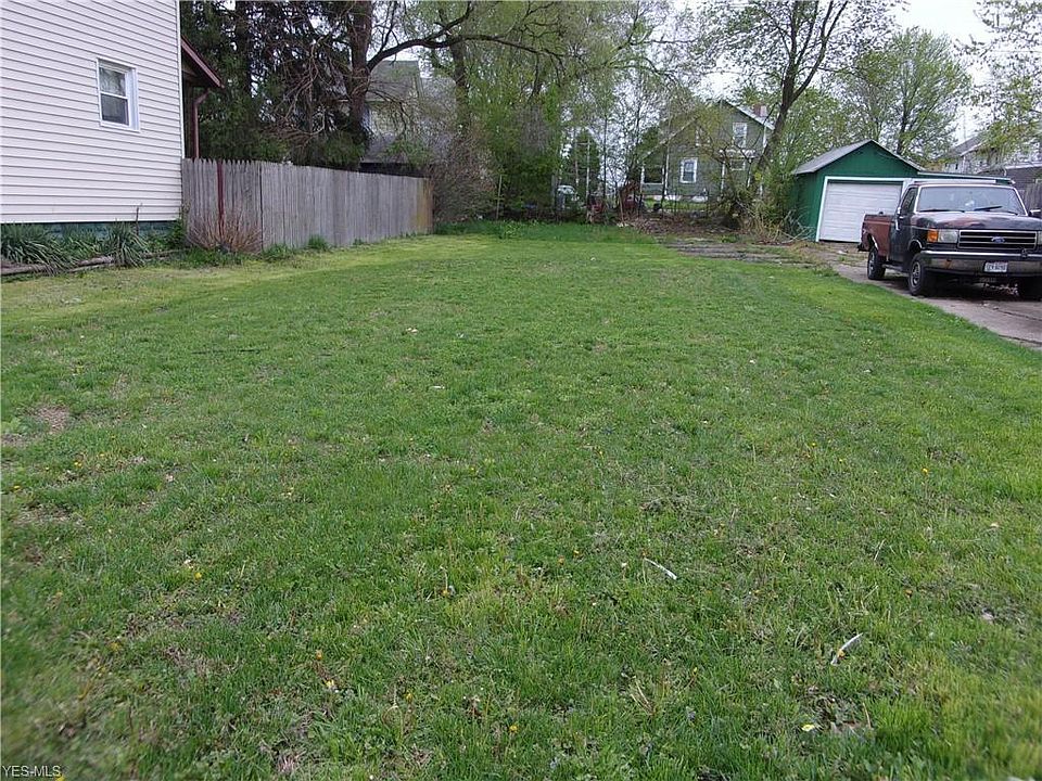 2nd image of 1142 Smith Ave SW