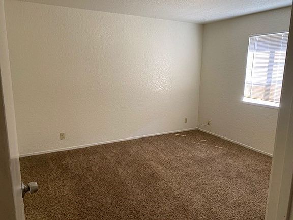 5th image of 820 Cedar St #C10b6d92c